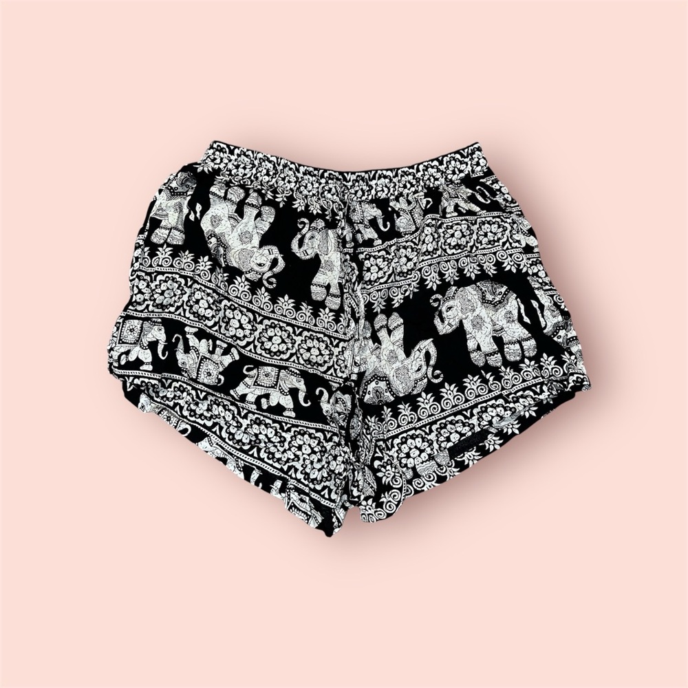 SHEIN Boho print casual shorts